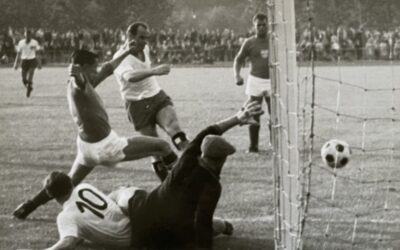 Vor 60 Jahren: HSV kommt zur Stadion-Einweihung